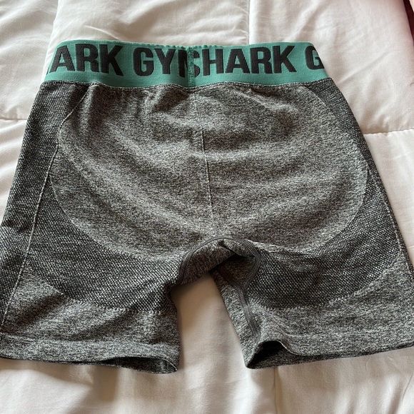 Gymshark shorts. Good condition, only worn twice. - Picture 4 of 4